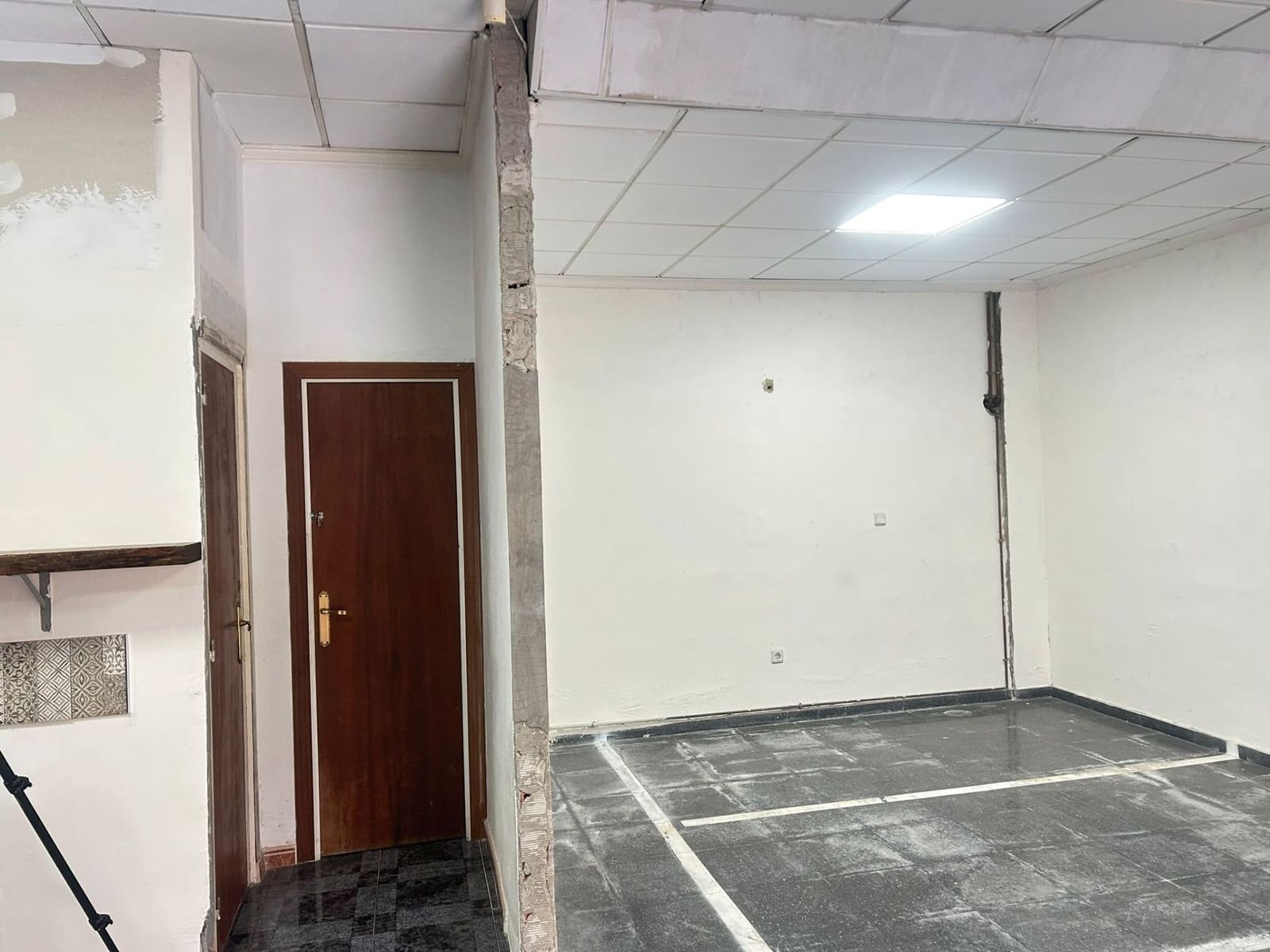 Kommersiell til salgs i Dolores - € 100 000 (Ref: 9203264)