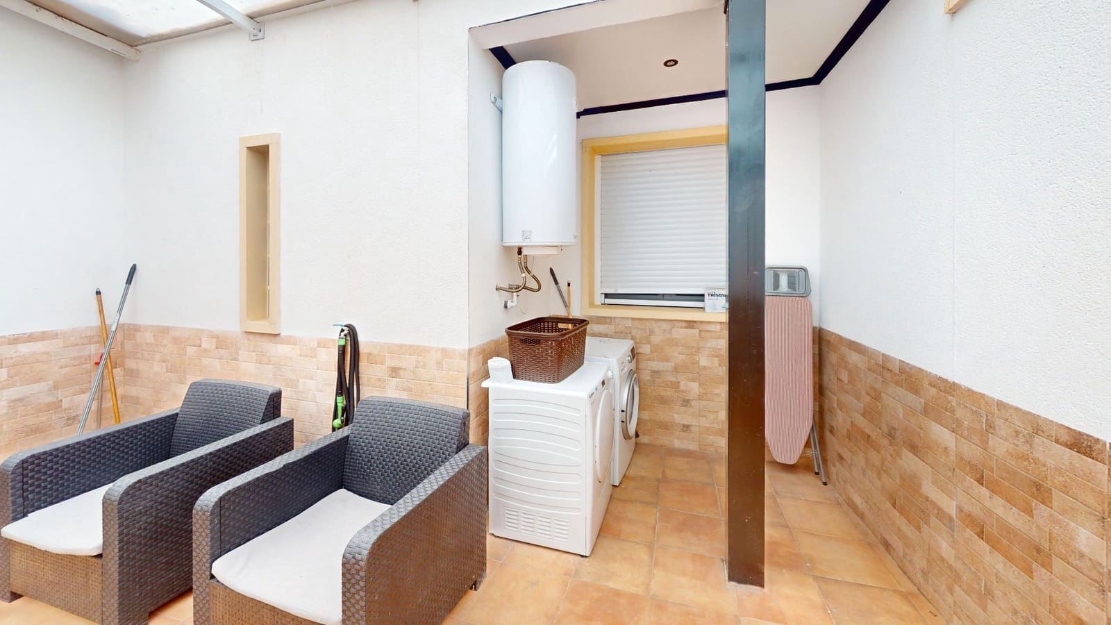 3 soveværelse Byhus til salg i Catral - € 157.000 (Ref: 9203265)