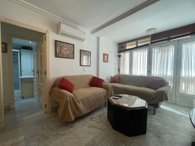 2 soveværelse Lejlighed til salg i Playa Levante, Santa Pola - € 180.000 (Ref: 9204057)