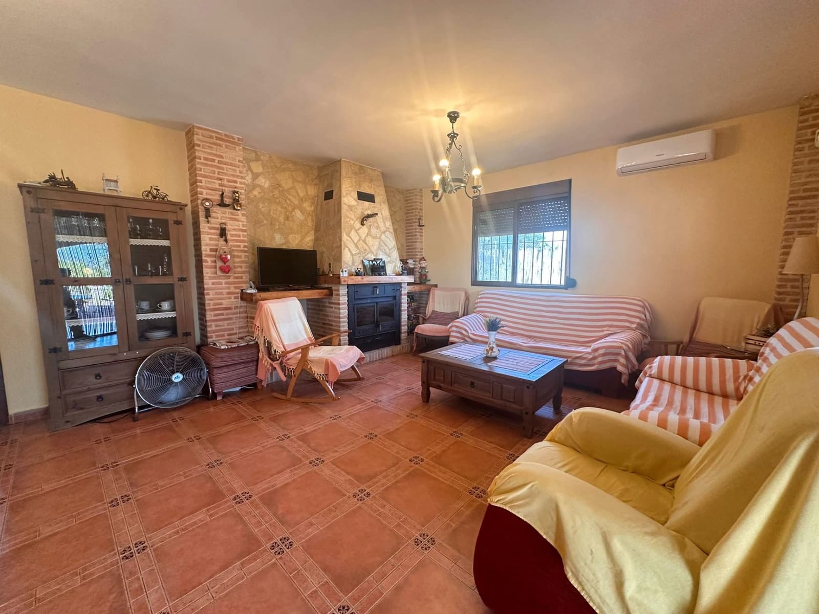 4 soveværelse Finca/Landehus til salg i Fortuna med swimmingpool garage - € 239.900 (Ref: 9211482)