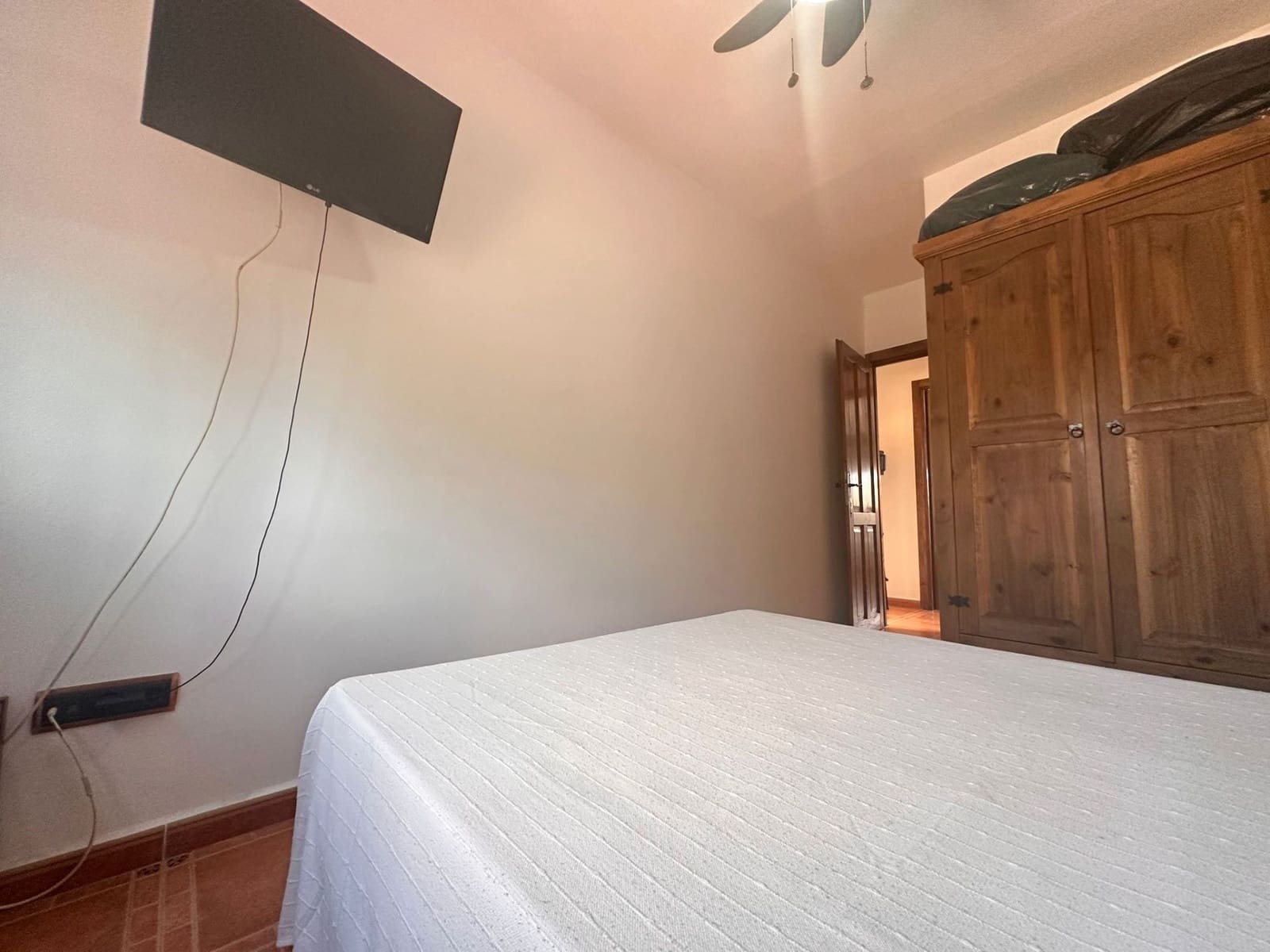 4 soveværelse Finca/Landehus til salg i Fortuna med swimmingpool garage - € 239.900 (Ref: 9211482)