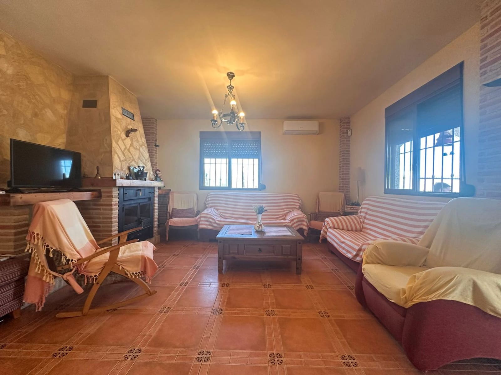 4 soveværelse Finca/Landehus til salg i Fortuna med swimmingpool garage - € 239.900 (Ref: 9211482)