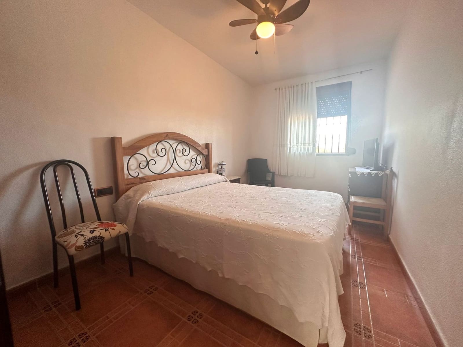 4 soveværelse Finca/Landehus til salg i Fortuna med swimmingpool garage - € 239.900 (Ref: 9211482)