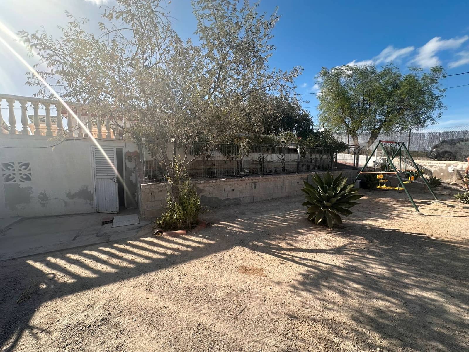 4 soveværelse Finca/Landehus til salg i Fortuna med swimmingpool garage - € 239.900 (Ref: 9211482)