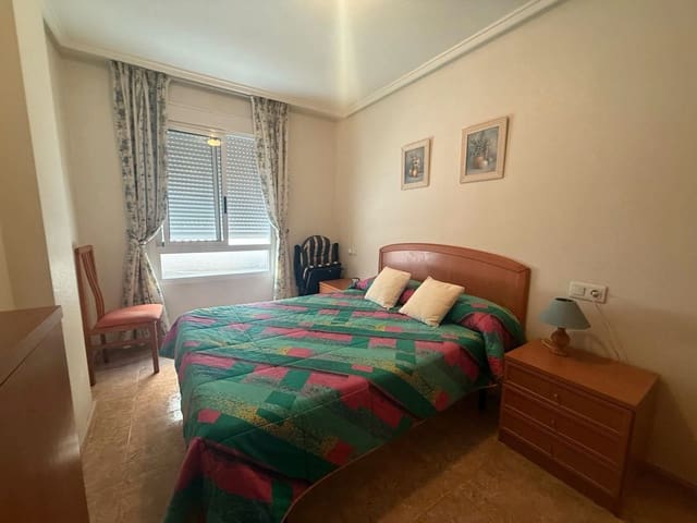 2 quarto Apartamento para venda em Playa de los Locos, Torrevieja com piscina - 130 000 € (Ref: 9223668)