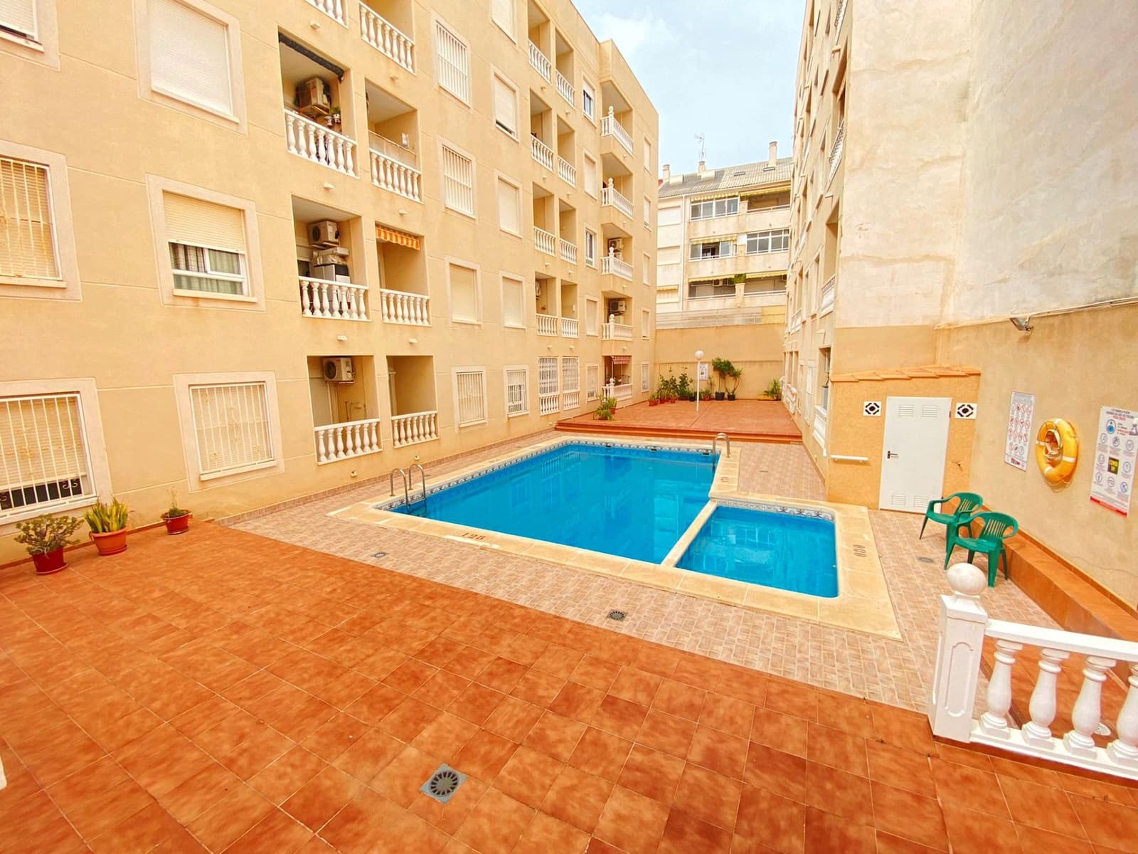 2 camera da letto Appartamento in vendita in Torrevieja con piscina - 130.000 € (Rif: 9223668)