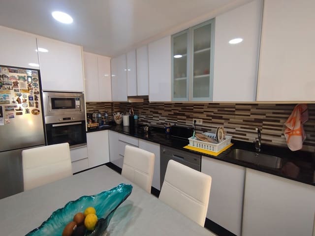 3 bedroom Flat for sale in Calas Santiago Bernabéu, Santa Pola - € 280,000 (Ref: 9251541)