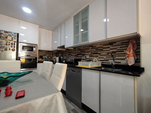 3 bedroom Flat for sale in Calas Santiago Bernabéu, Santa Pola - € 280,000 (Ref: 9251541)