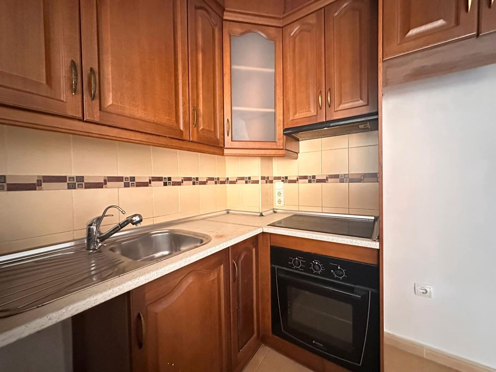 3 makuuhuone Huoneisto myytävänä paikassa Torrevieja mukana uima-altaan - 168 000 € (Ref: 9339249)