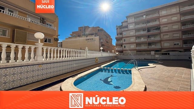 2 makuuhuone Asunto myytävänä paikassa Gaspar Perelló, Torrevieja mukana uima-altaan - 178 500 € (Ref: 9343695)