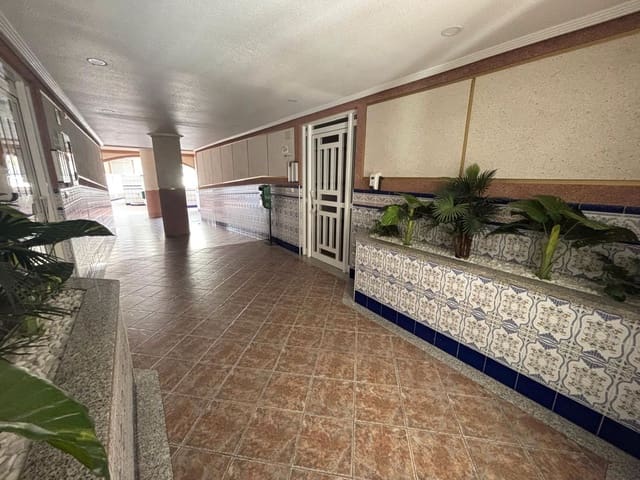 2 makuuhuone Asunto myytävänä paikassa Gaspar Perelló, Torrevieja mukana uima-altaan - 178 500 € (Ref: 9343695)