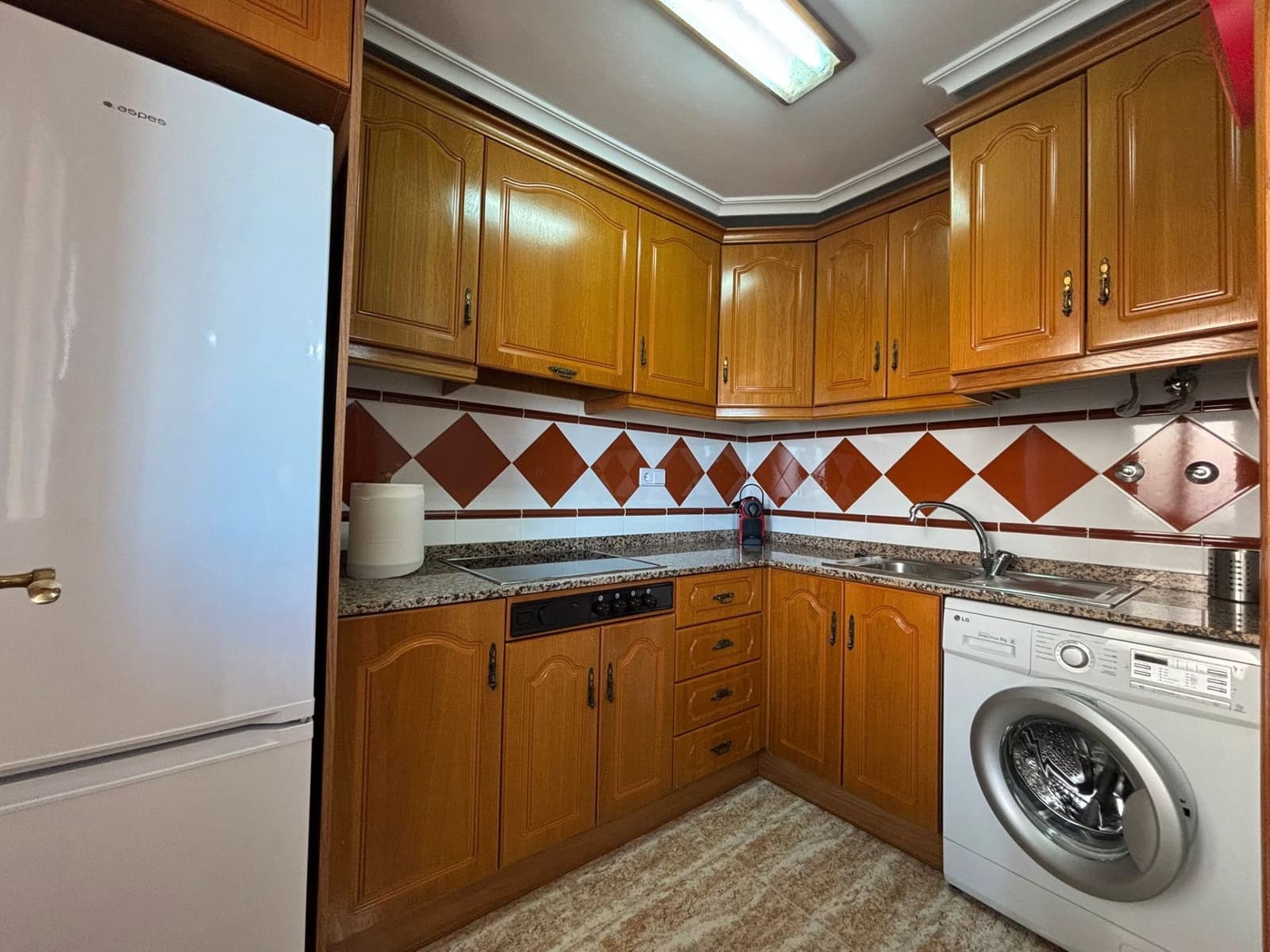 2 makuuhuone Asunto myytävänä paikassa Torrevieja mukana uima-altaan - 178 500 € (Ref: 9343695)