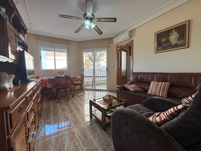 2 makuuhuone Asunto myytävänä paikassa Gaspar Perelló, Torrevieja mukana uima-altaan - 178 500 € (Ref: 9343695)