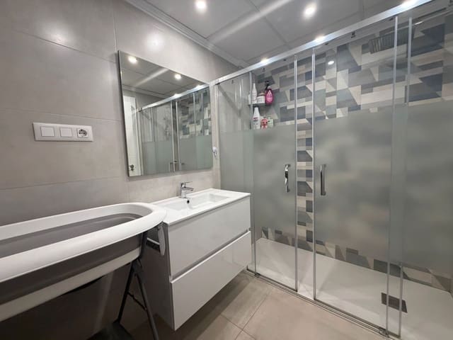 3 quarto Casa em Banda para venda em San Pedro del Pinatar ciudad, San Pedro del Pinatar com piscina - 199 000 € (Ref: 9386416)