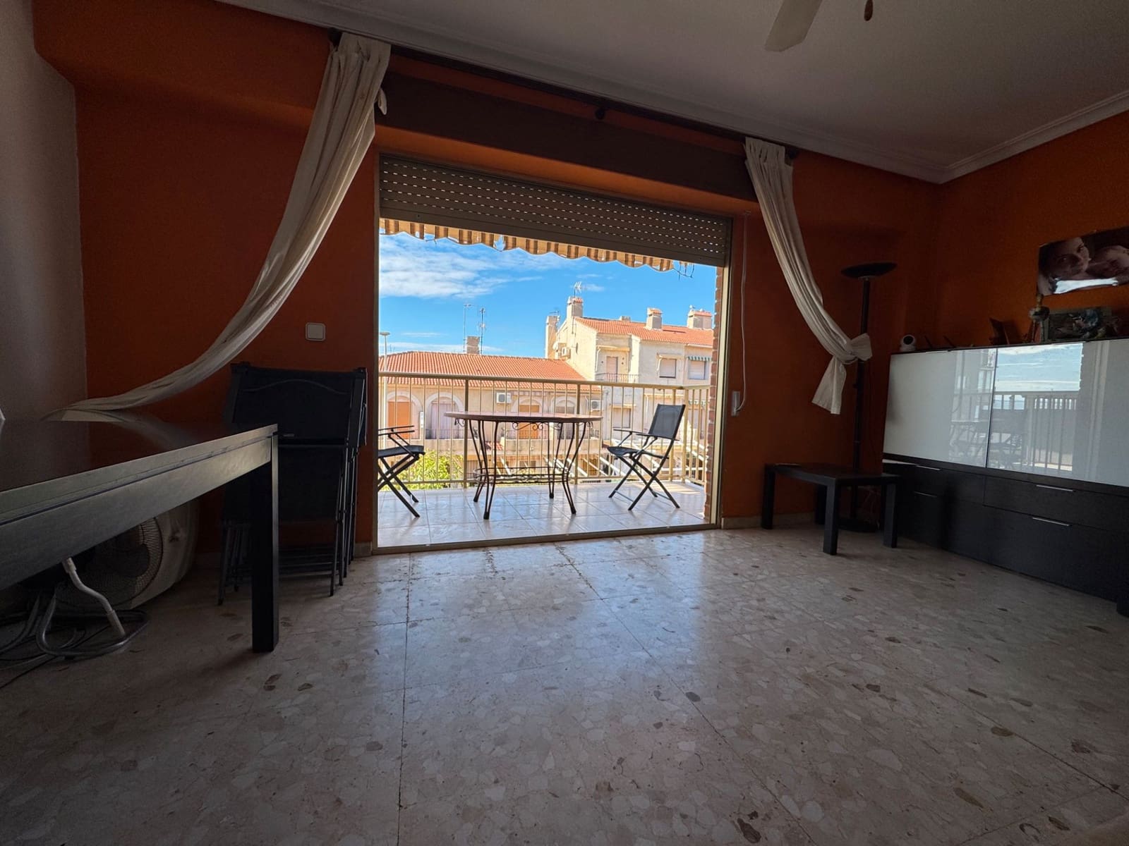 3 bedroom Flat for sale in Santa Pola with garage - € 180,000 (Ref: 9397956)