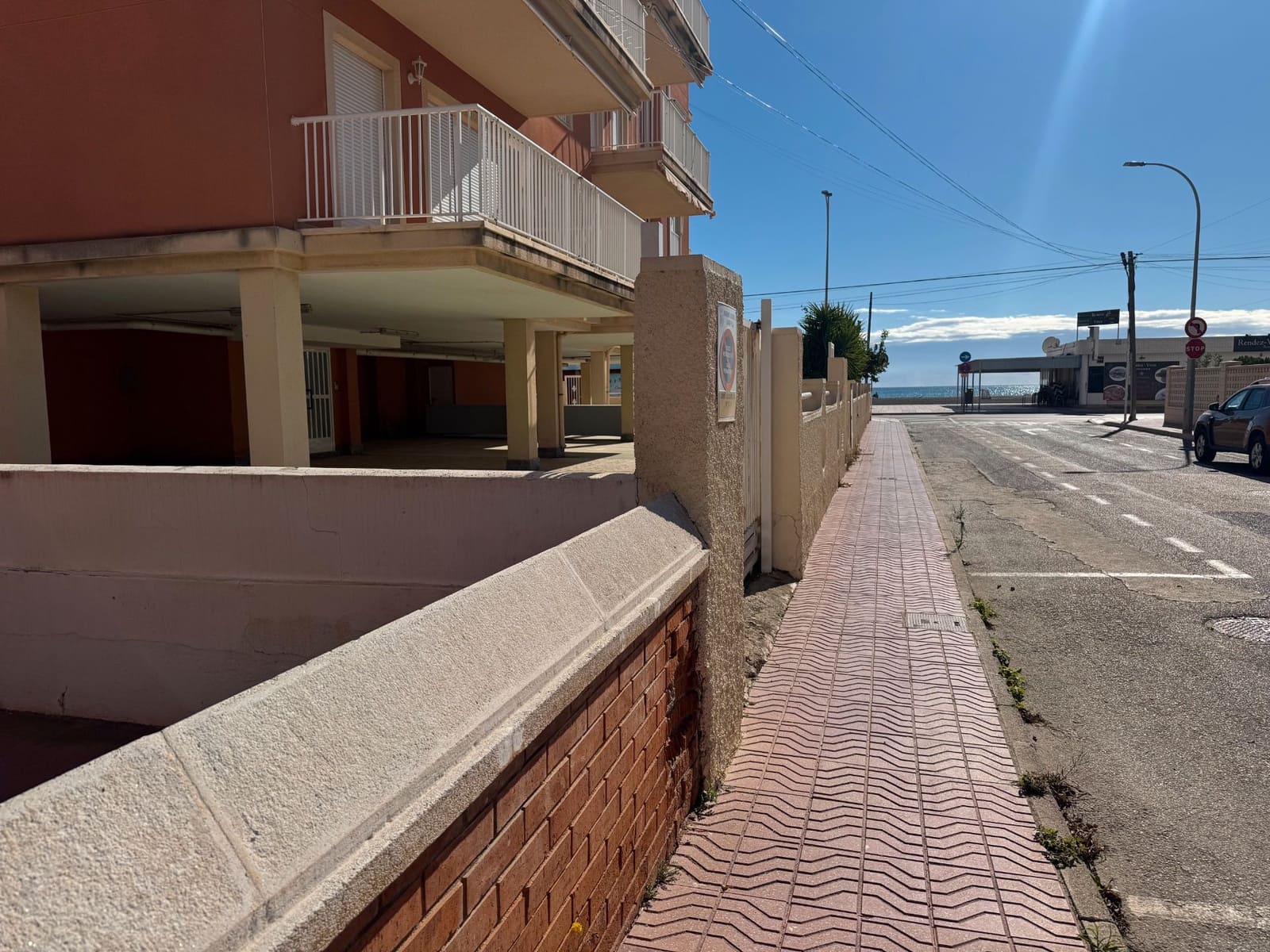 3 bedroom Flat for sale in Santa Pola with garage - € 180,000 (Ref: 9397956)