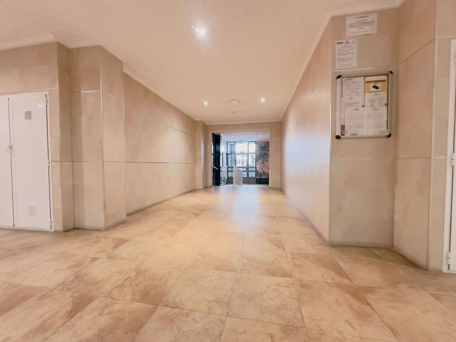 4 sypialnia Apartament przy plaży na sprzedaż w Santa Pola - 195 000 € (Ref: 9454895)