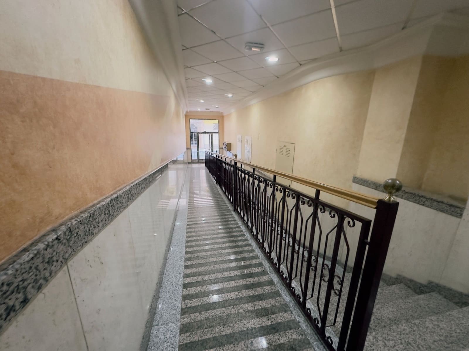 2 bedroom Flat for sale in Benejuzar with pool - € 95,000 (Ref: 9481641)