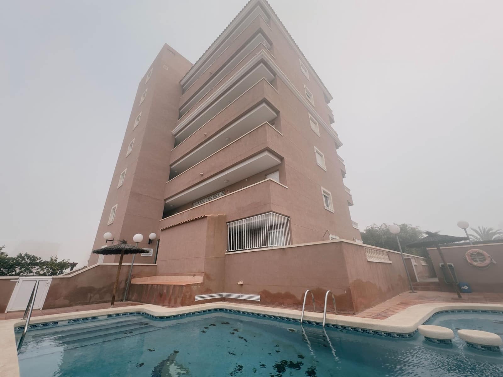 2 makuuhuone Ranta-asunto myytävänä paikassa Elche / Elx mukana uima-altaan - 196 000 € (Ref: 9506760)