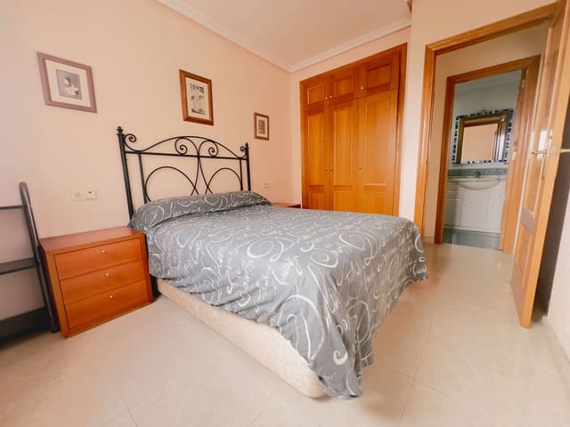 2 makuuhuone Ranta-asunto myytävänä paikassa Arenales del Sol, Elche / Elx mukana uima-altaan - 196 000 € (Ref: 9506760)