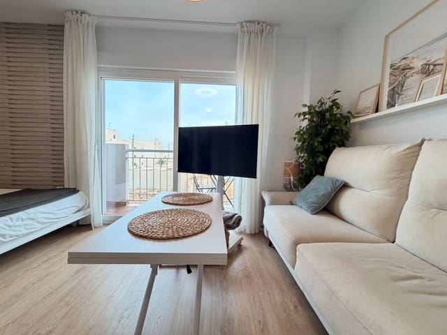 Studio for sale in El Altet, Elche / Elx - € 125,000 (Ref: 9506761)