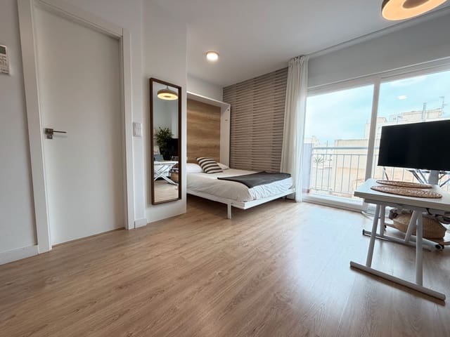 Studio for sale in El Altet, Elche / Elx - € 125,000 (Ref: 9506761)