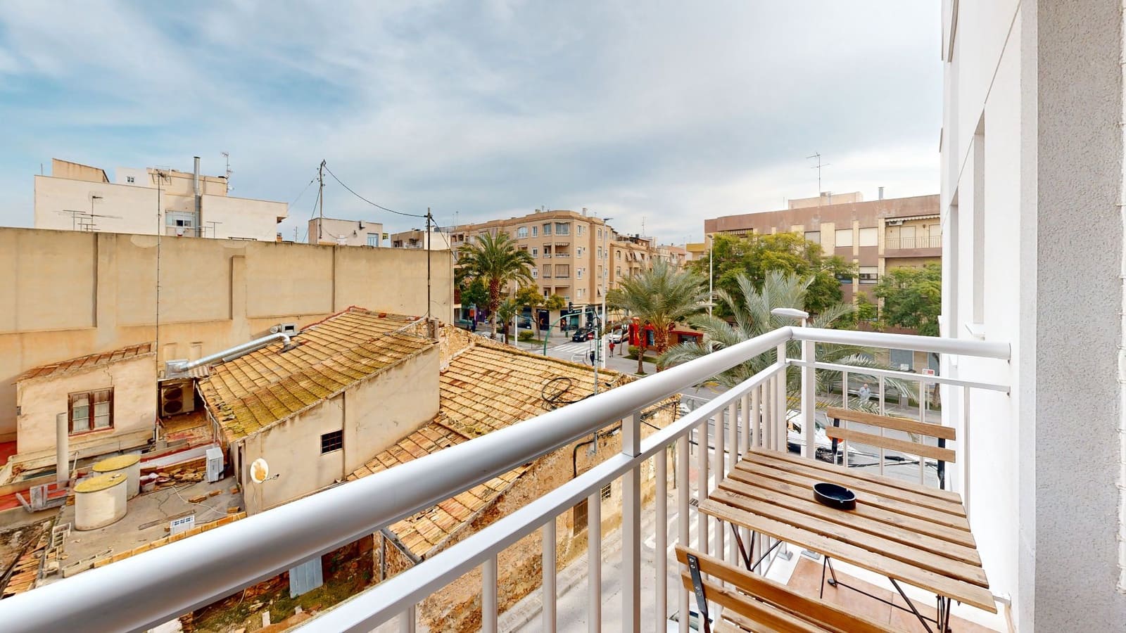 Studio for sale in Elche / Elx - € 125,000 (Ref: 9506761)