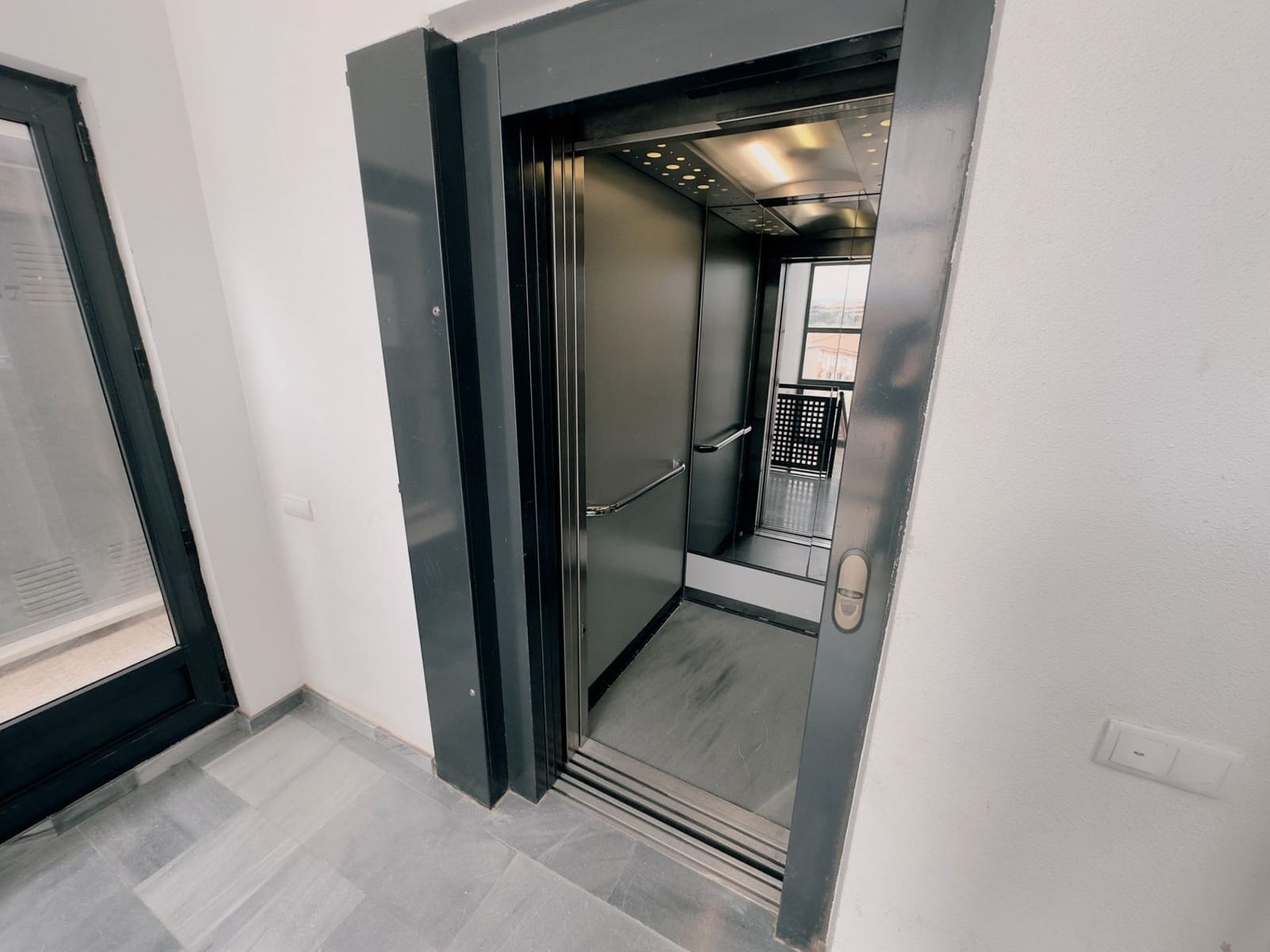 2 soveværelse Lejlighed til salg i Santa Pola med swimmingpool garage - € 250.000 (Ref: 9524955)