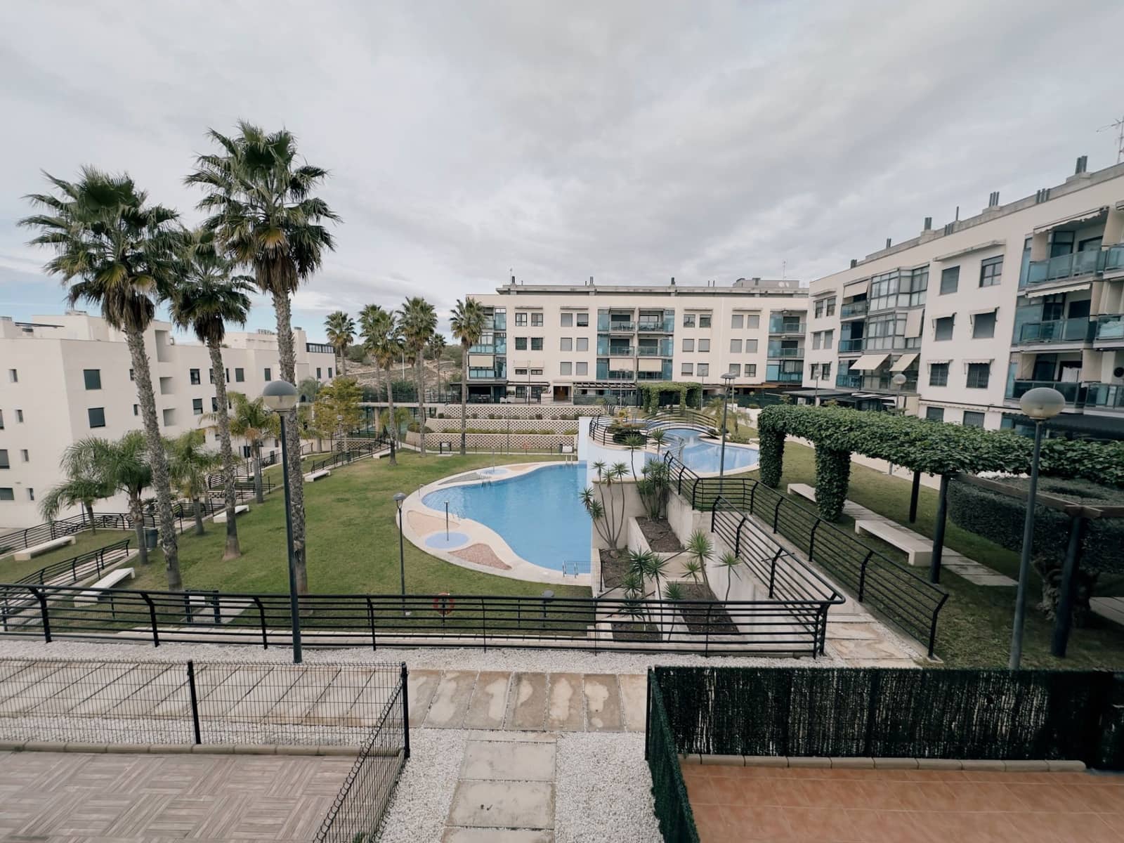 2 soveværelse Lejlighed til salg i Santa Pola med swimmingpool garage - € 250.000 (Ref: 9524955)