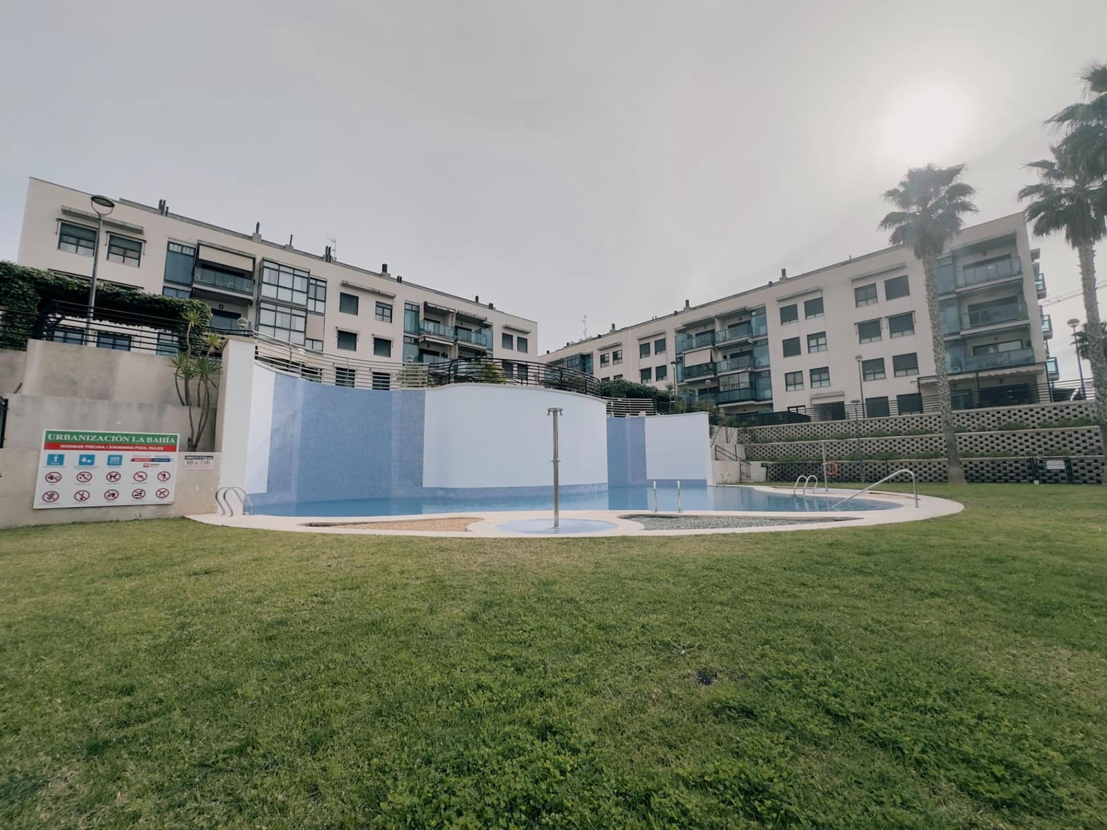 2 soveværelse Lejlighed til salg i Santa Pola med swimmingpool garage - € 250.000 (Ref: 9524955)