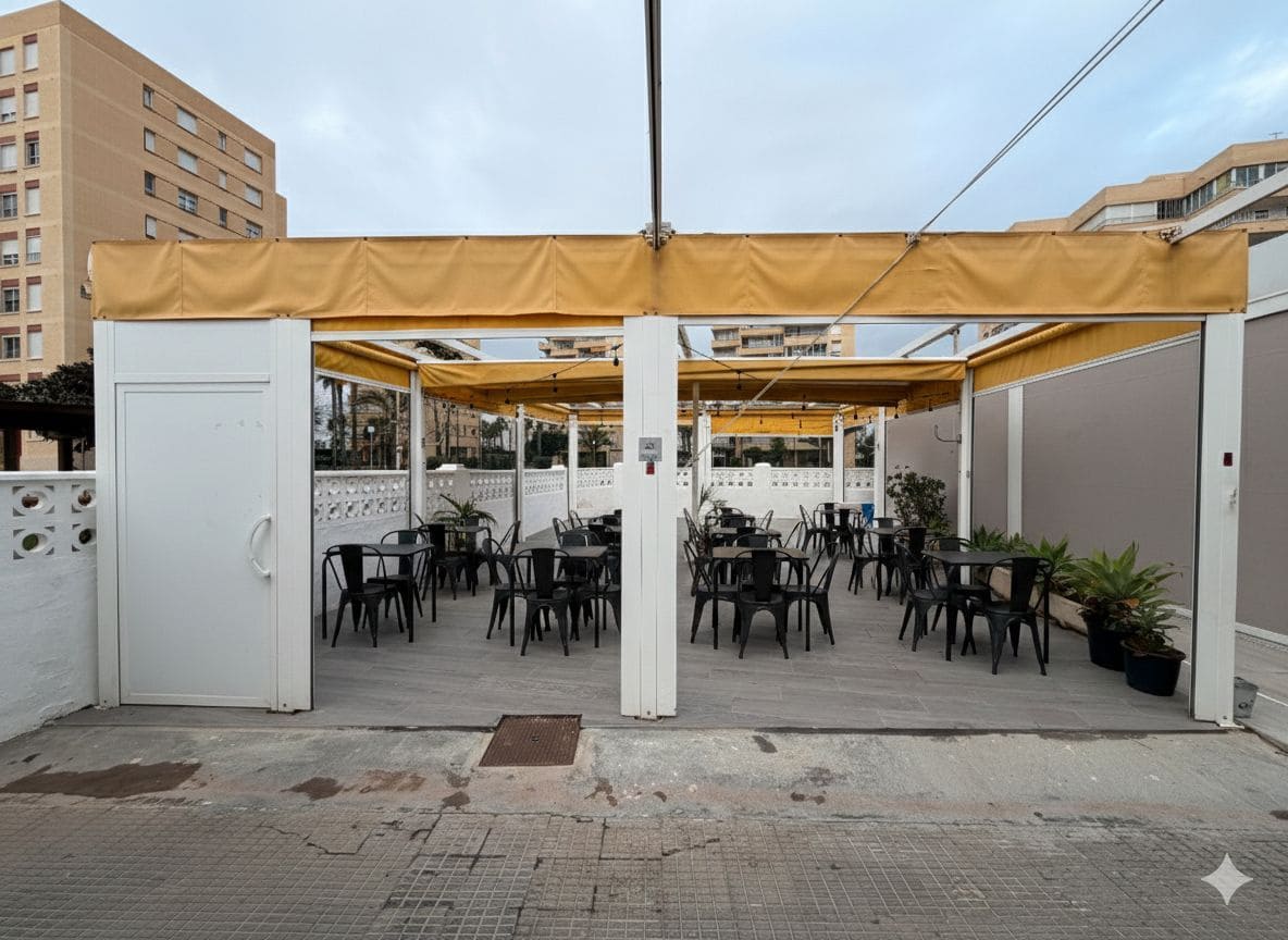 Erhverv til salg i Alicante by - € 187.000 (Ref: 9532529)