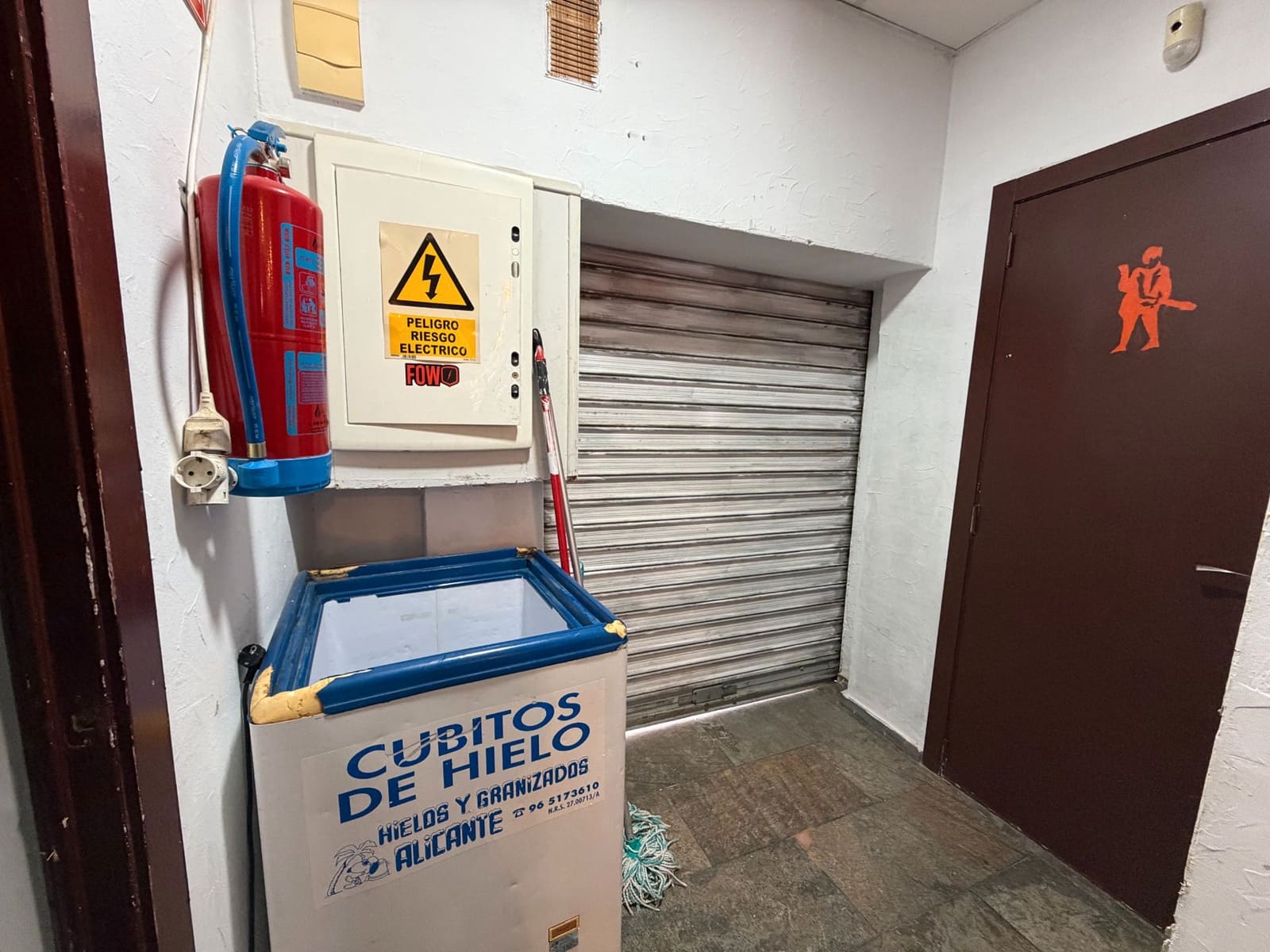 Erhverv til salg i Alicante by - € 187.000 (Ref: 9532529)