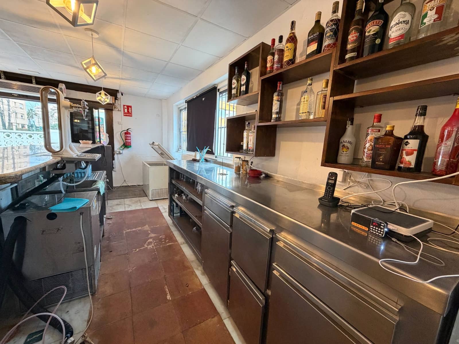 Erhverv til salg i Alicante by - € 187.000 (Ref: 9532529)