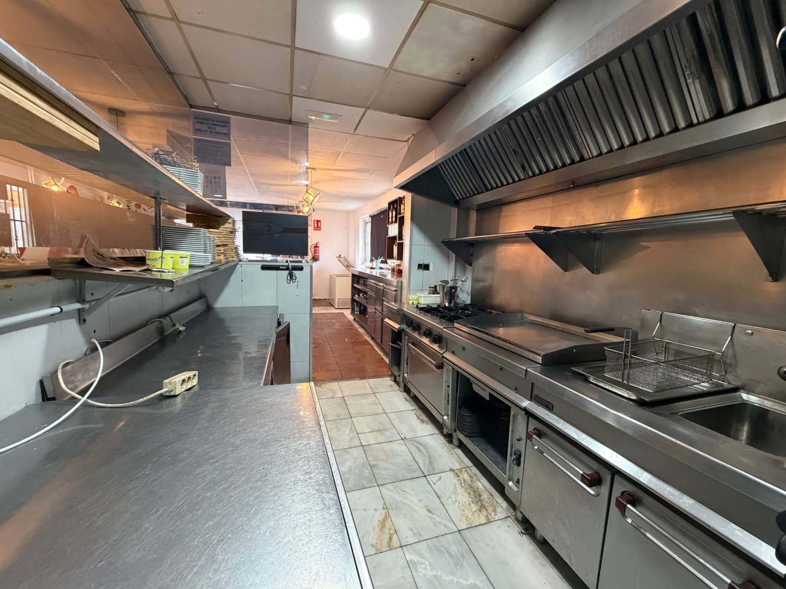 Erhverv til salg i Alicante by - € 187.000 (Ref: 9532529)