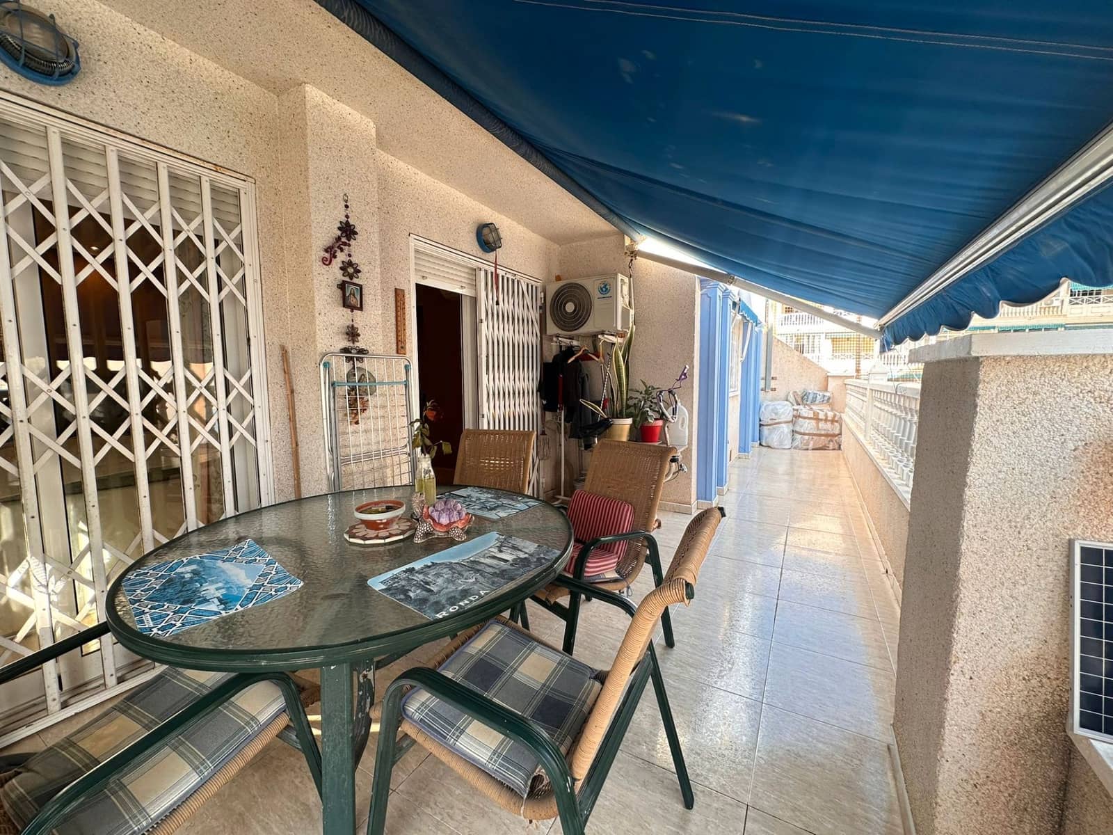 3 soverom Leilighet til salgs i Torrevieja med svømmebasseng - € 200 000 (Ref: 9532755)