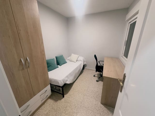 Apartamento de 2 habitaciones en Playa Tamarit - Playa Lissa, Santa Pola en venta - 130.000 € (Ref: 9532757)