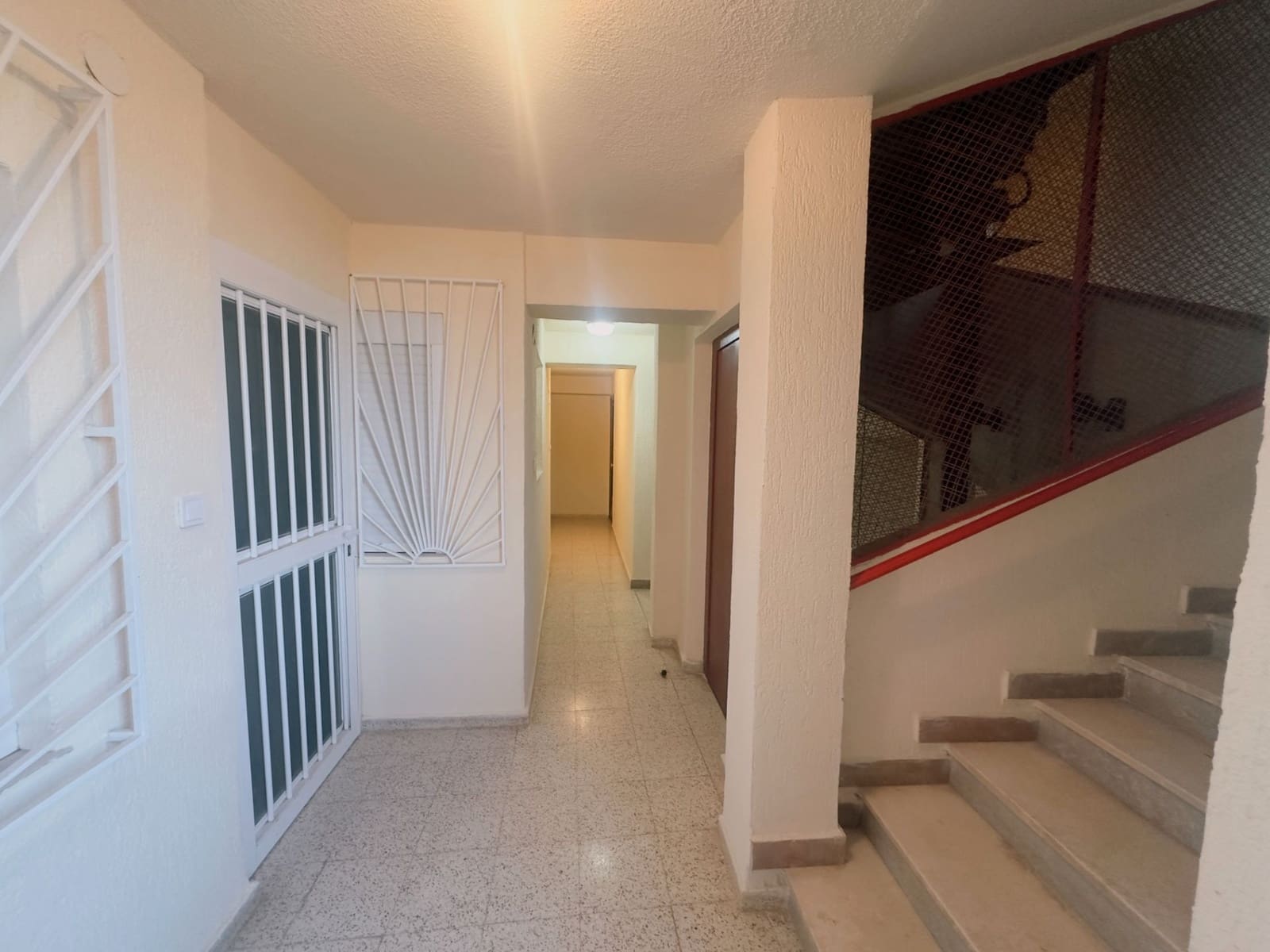Apartamento de 2 habitaciones en Santa Pola en venta - 130.000 € (Ref: 9532757)