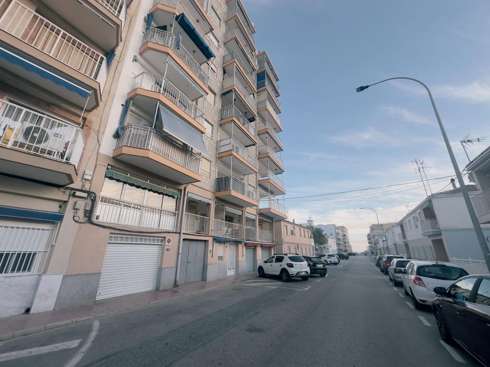 Apartamento de 2 habitaciones en Santa Pola en venta - 130.000 € (Ref: 9532757)