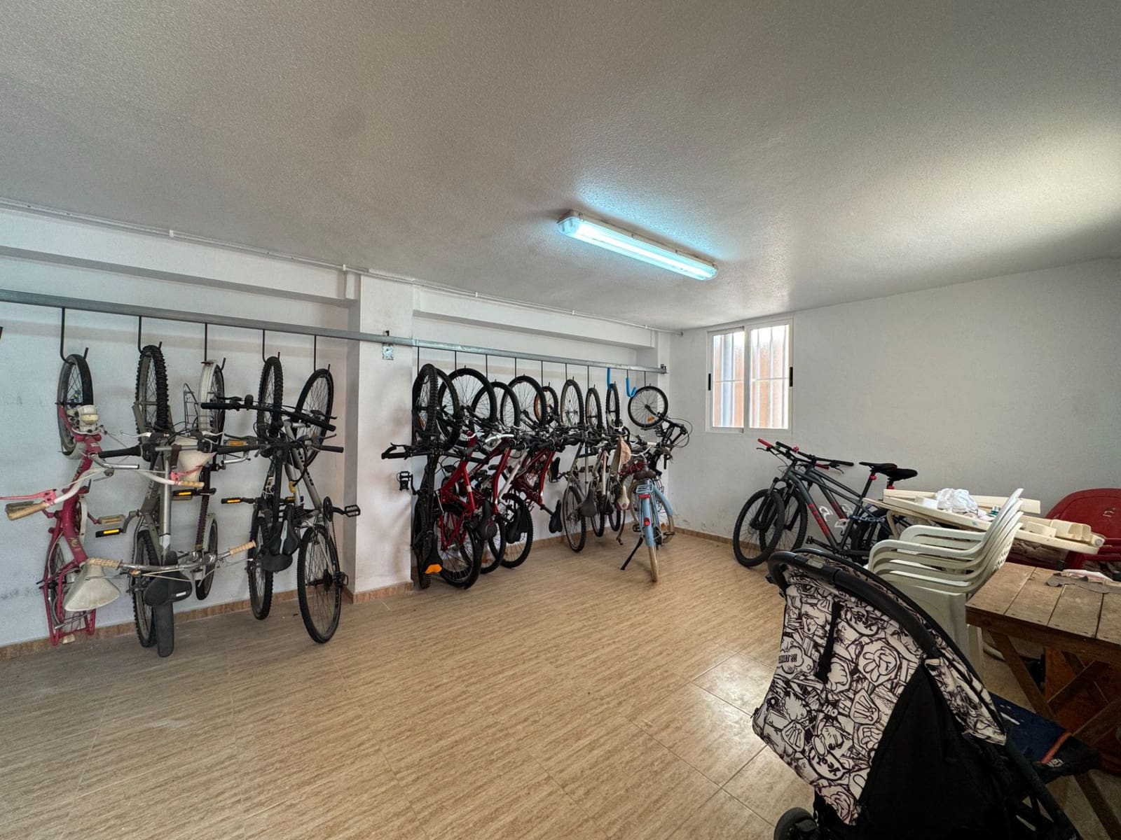 Apartamento de 2 habitaciones en Santa Pola en venta - 130.000 € (Ref: 9532757)