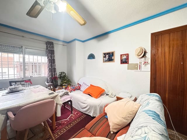 2 soverom Leilighet til salgs i Zona Pueblo, Guardamar del Segura - € 125 000 (Ref: 9599924)