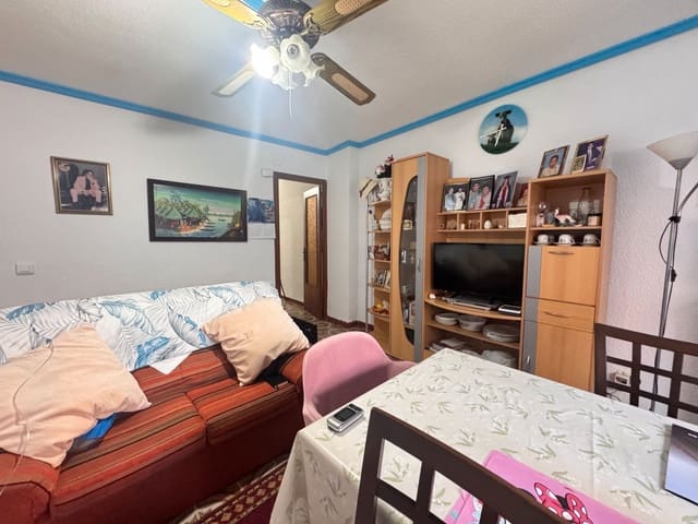 2 soverom Leilighet til salgs i Zona Pueblo, Guardamar del Segura - € 125 000 (Ref: 9599924)