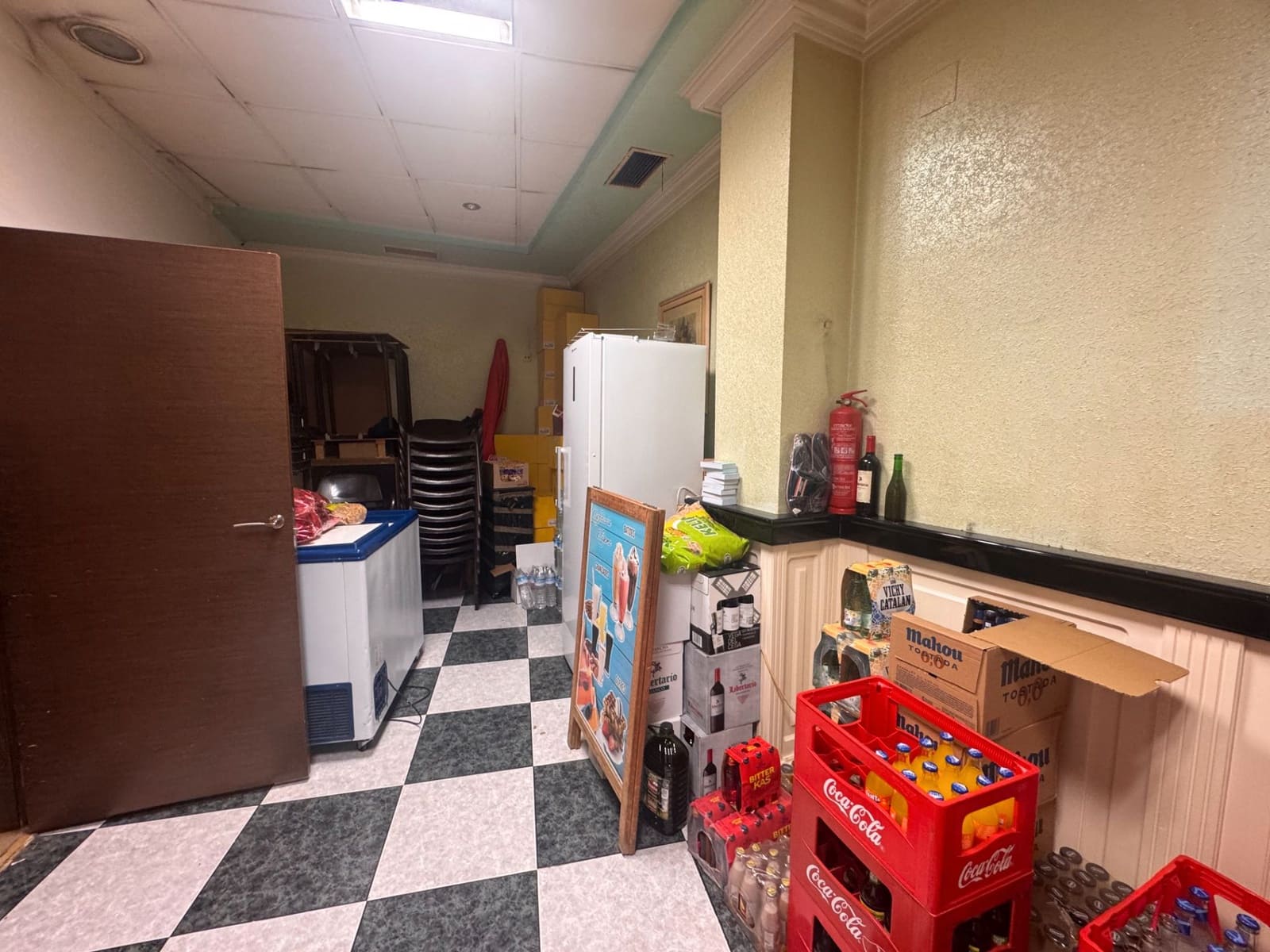 Commercial for sale in Guardamar del Segura - € 850,000 (Ref: 9611934)