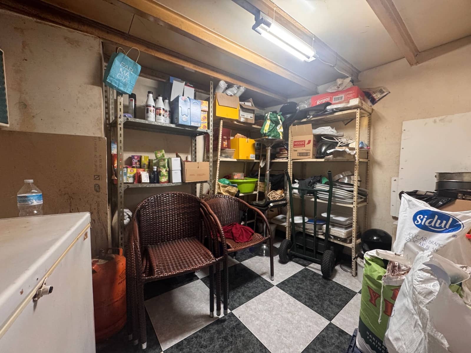 Commercial for sale in Guardamar del Segura - € 850,000 (Ref: 9611934)