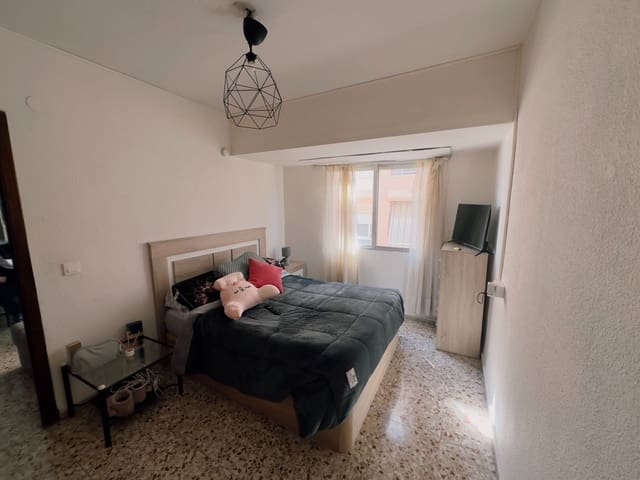 Piso de 3 habitaciones en Báscones de Ojeda en venta - 175.000 € (Ref: 9618747)