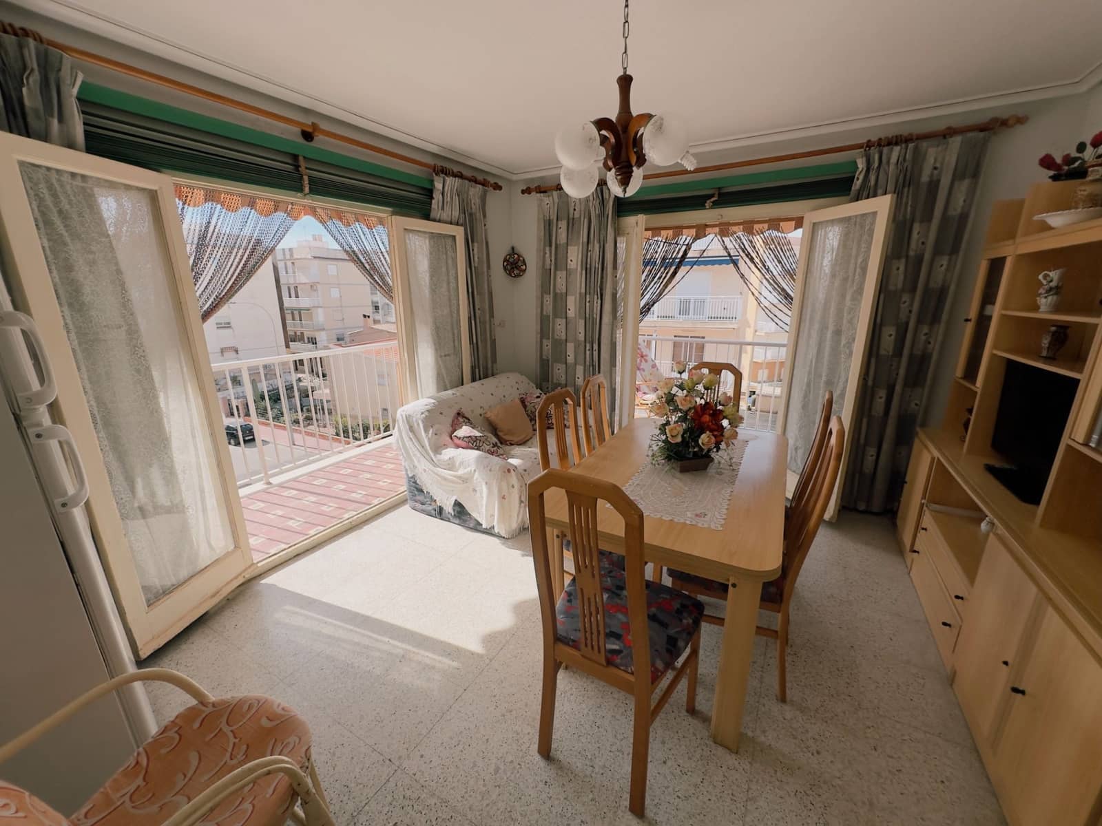 4 bedroom Apartment for sale in Santa Pola - € 235,000 (Ref: 9618749)