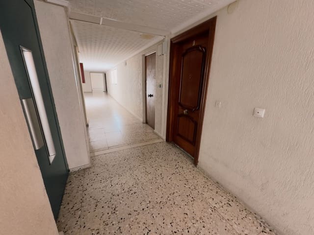 4 slaapkamer Flat te koop in Playa Tamarit - Playa Lissa, Santa Pola - € 200.000 (Ref: 9624100)