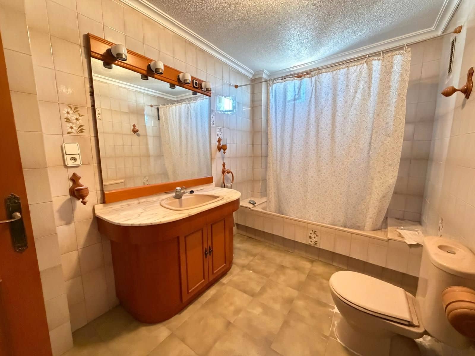 3 soveværelse Lejlighed til salg i Guardamar del Segura - € 250.000 (Ref: 9628447)