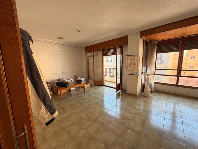 3 makuuhuone Asunto myytävänä paikassa Zona Pueblo, Guardamar del Segura - 250 000 € (Ref: 9628447)