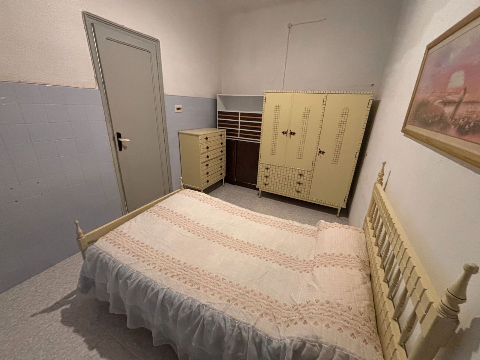 5 bedroom Villa for sale in Santa Pola - € 170,000 (Ref: 9650898)