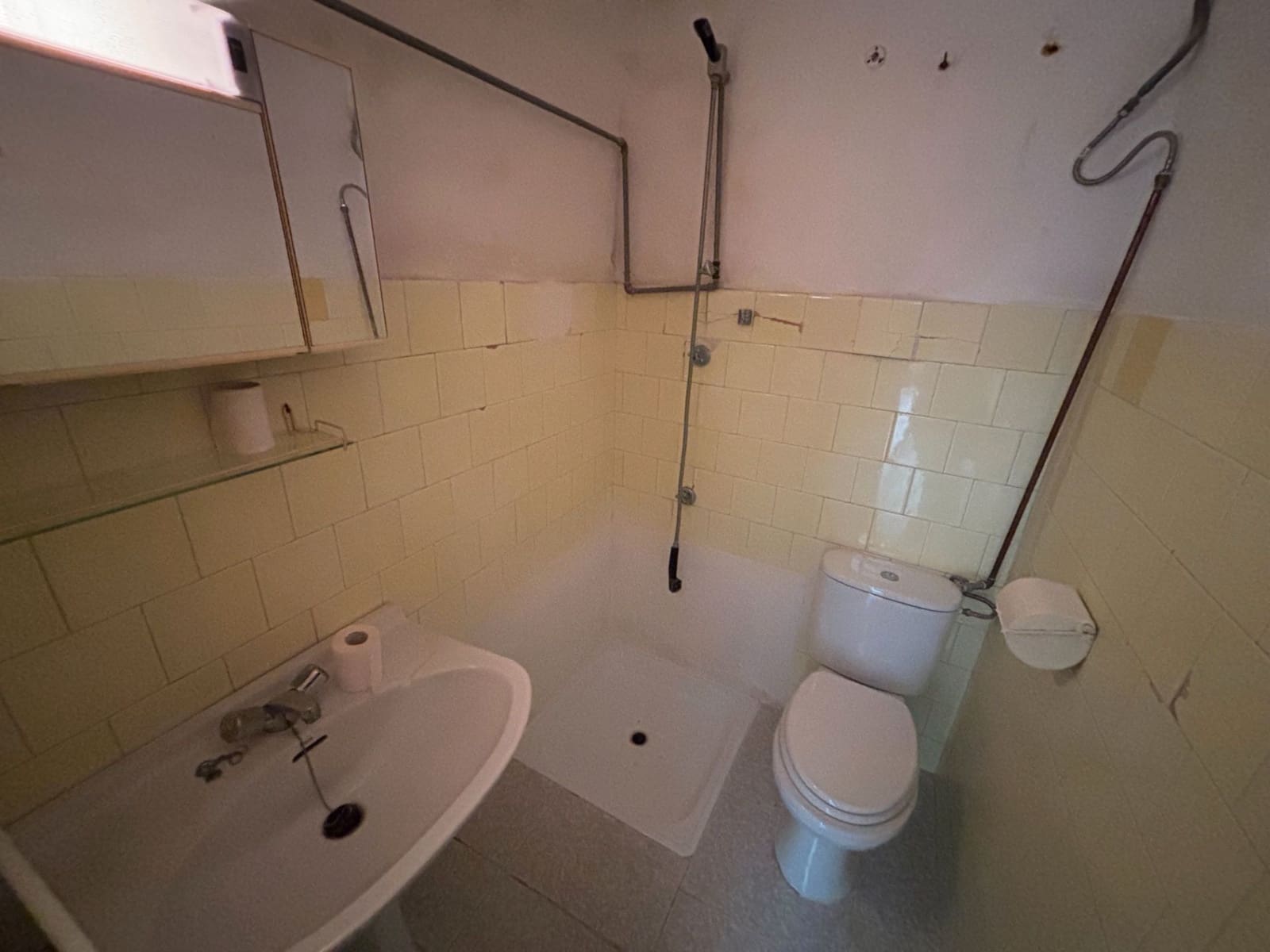 5 bedroom Villa for sale in Santa Pola - € 170,000 (Ref: 9650898)